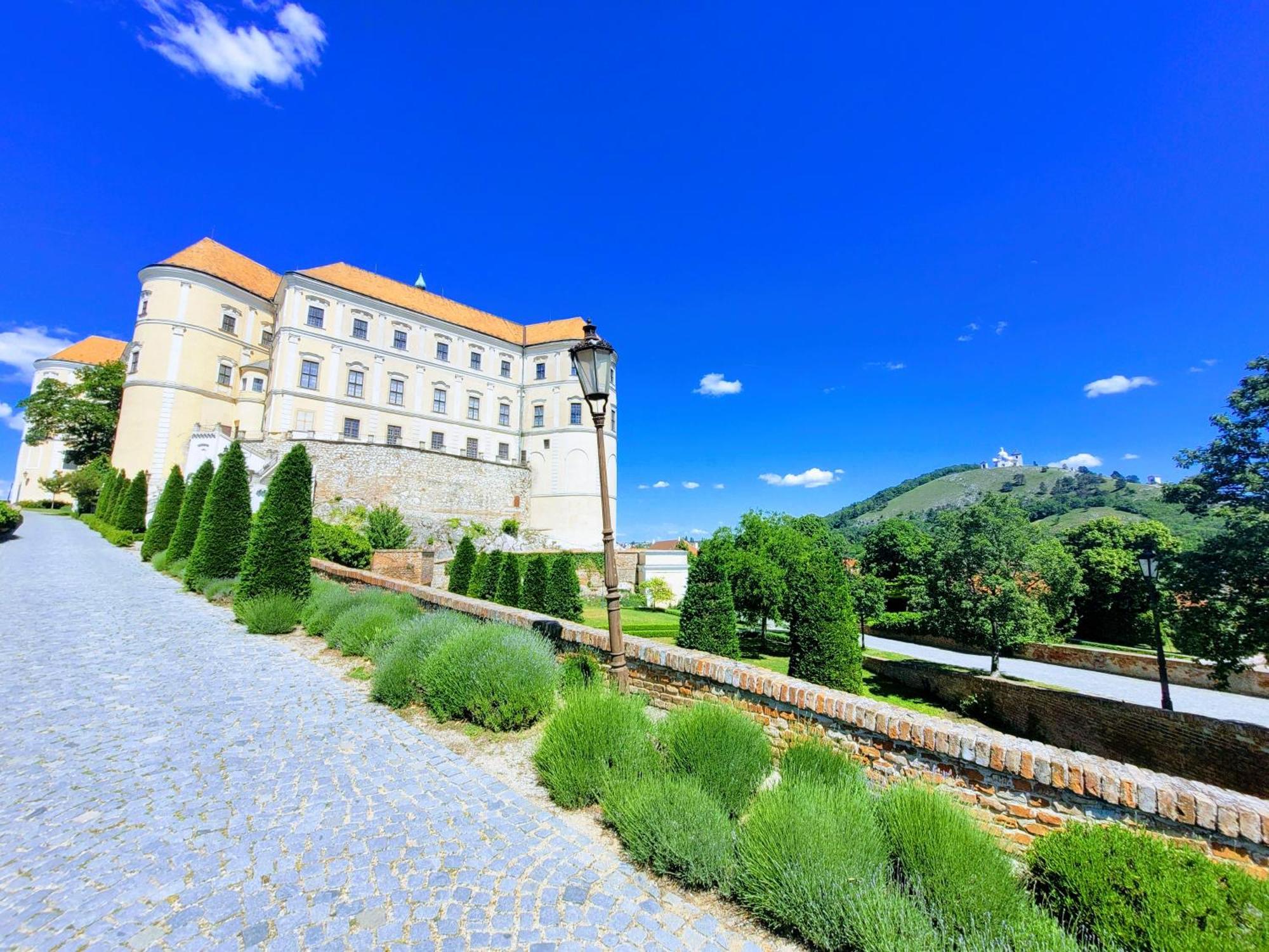 Chateau View Apartment Mikulov Exterior photo